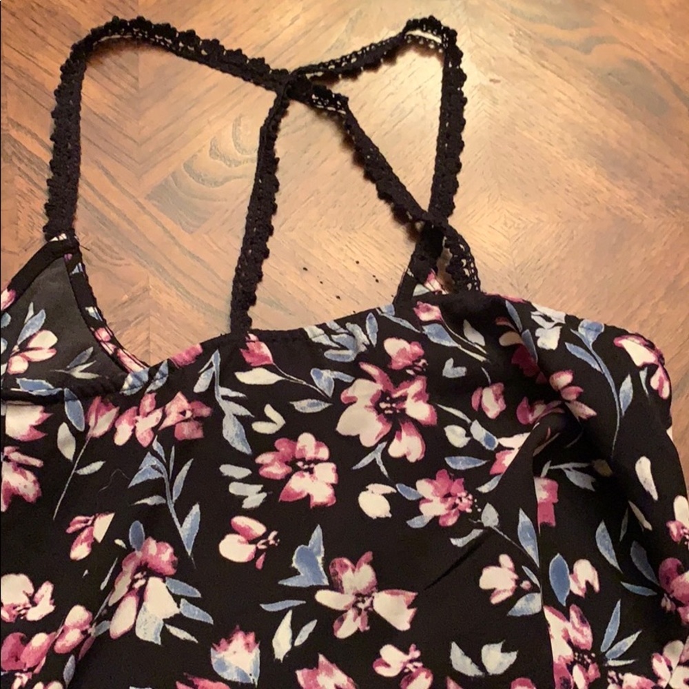 Kendall and Kylie cross back tank